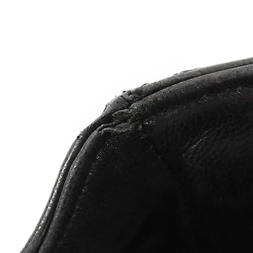 CHANEL Black Lambskin Leather Shoulder Bag